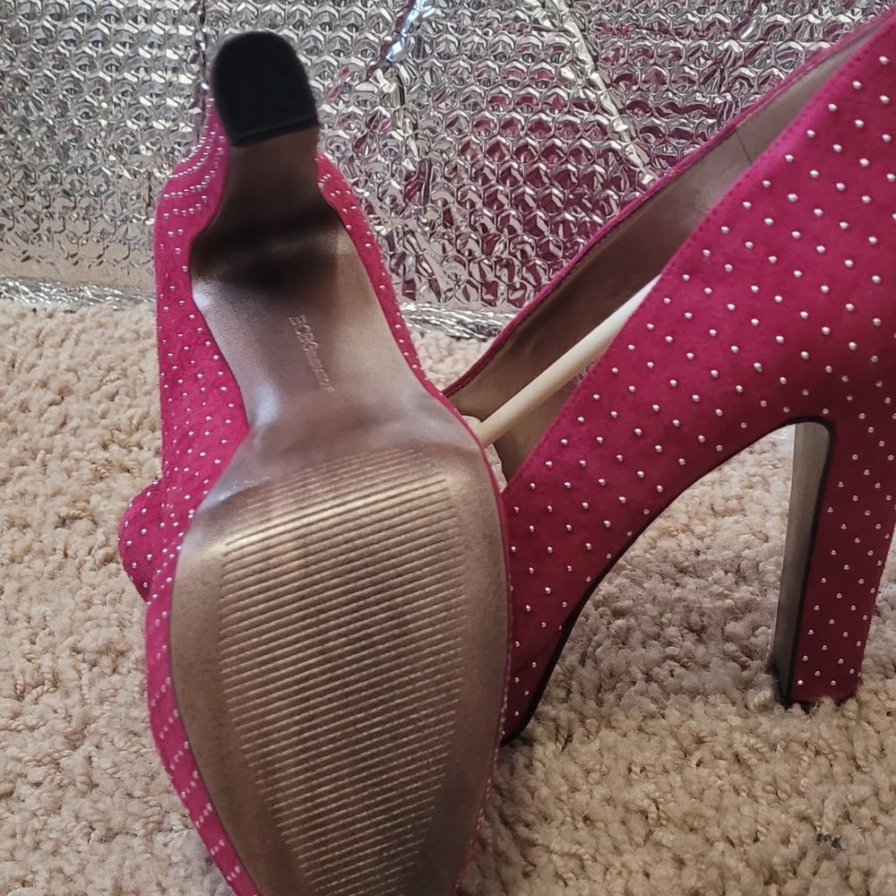 Embellished Platform Pump